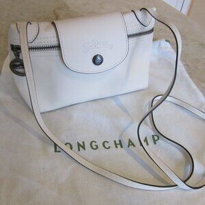 Longchamp XTRA Crossbody/Shoulder Mini Bag Ecru/Ivory Leather 7.75"x5"x3.25"